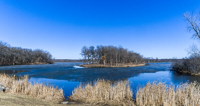 Beatiful View of Busse River/ Flickr/ CheepShot
Link: https://flickr.com/photos/23755697@N04/16233728663