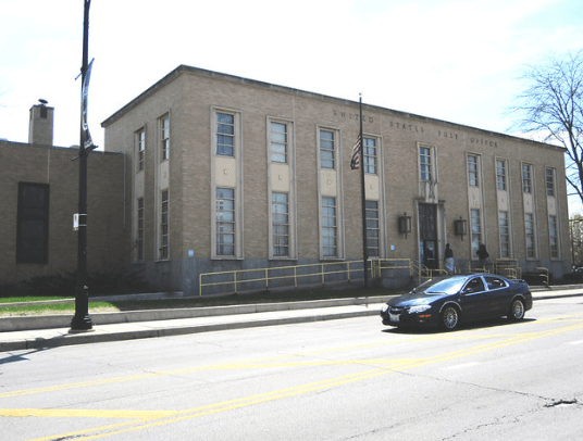 Outside the H.H. Holmes’ Murder Castle / Flickr / Stephen Hogan
Link: https://flickr.com/photos/chicagocrimescenes/14167524963/in/photolist-nzWgzM-Gves9P-nhff9X-e9WnBj-e9WnM1-e9WmLS-e9QGNM-e9WmSj-eUs5PW-fyzPpW-bAh9db-PhXiLS-e5cCDP-MujfsM-2iks4aJ-eDhwxG-PhXj71-TiJ8SY-3eik6c-2kx4dZH-dSL5vL-8TX21X-9QQ1sD-dSEvGr-dSEwbT-eeiZsT-JHTA3J-2hFpGhs-dBGt2L-WBHJP6-wQigYY-ypDfpr-fiuu5R-e5Rv3d-dNKYVX-cY3Qy1-fEUZhF-fEUZme-NbZpEE-feDDxq-frC8CM-Mmw7qC-frC8Ha-eSLUH7-d5gL39-HcDQLg-dcRjJQ-Pkwipv-wT8Tin-HZQ6sm
