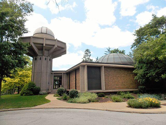 Exterior view of John Deere Planetarium /  Wikimedia Commons / Farragutful

Link: https://upload.wikimedia.org/wikipedia/commons/8/81/John_Deere_Planetarium_-_Carl_Gamble_Observatory.JPG