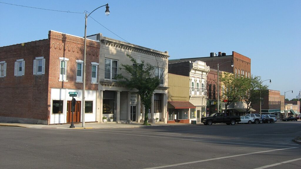 Second Street in Downtown Greenville
Wikimedia Commons
Link: https://commons.wikimedia.org/wiki/File:Second_Street_in_downtown_Greenville,_Bond_County.jpg