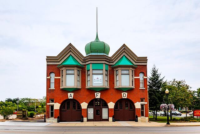 Exterior view of Aurora Regional Fire Museum / Wikimedia Commons / Leif Rogers
Link: https://commons.wikimedia.org/wiki/File:The_Aurora_Fire_Museum.jpg