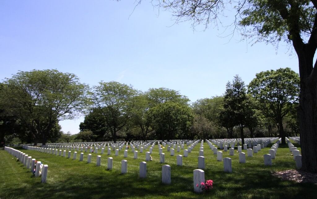 Camp Butler National Cemetery / Wikimedia Commons / Robert Lawton
Link: https://commons.wikimedia.org/wiki/Springfield,_Illinois