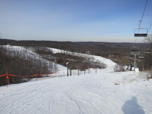 Hidden Valley Ski Area
Wikimedia Commons
Link: https://commons.wikimedia.org/wiki/File:Hidden_Valley_Ski_MO_5.jpg