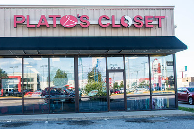 Front view of Plato's Closet store / Flickr / Mr Blue Maumau

Link: https://flickr.com/photos/bluemaumau/28421125653/