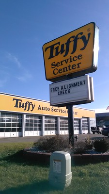 Exterior view of Tuffy Shop / Flickr / Kzoo Cowboy
Link: https://flickr.com/photos/kzoocowboy/45884222094/